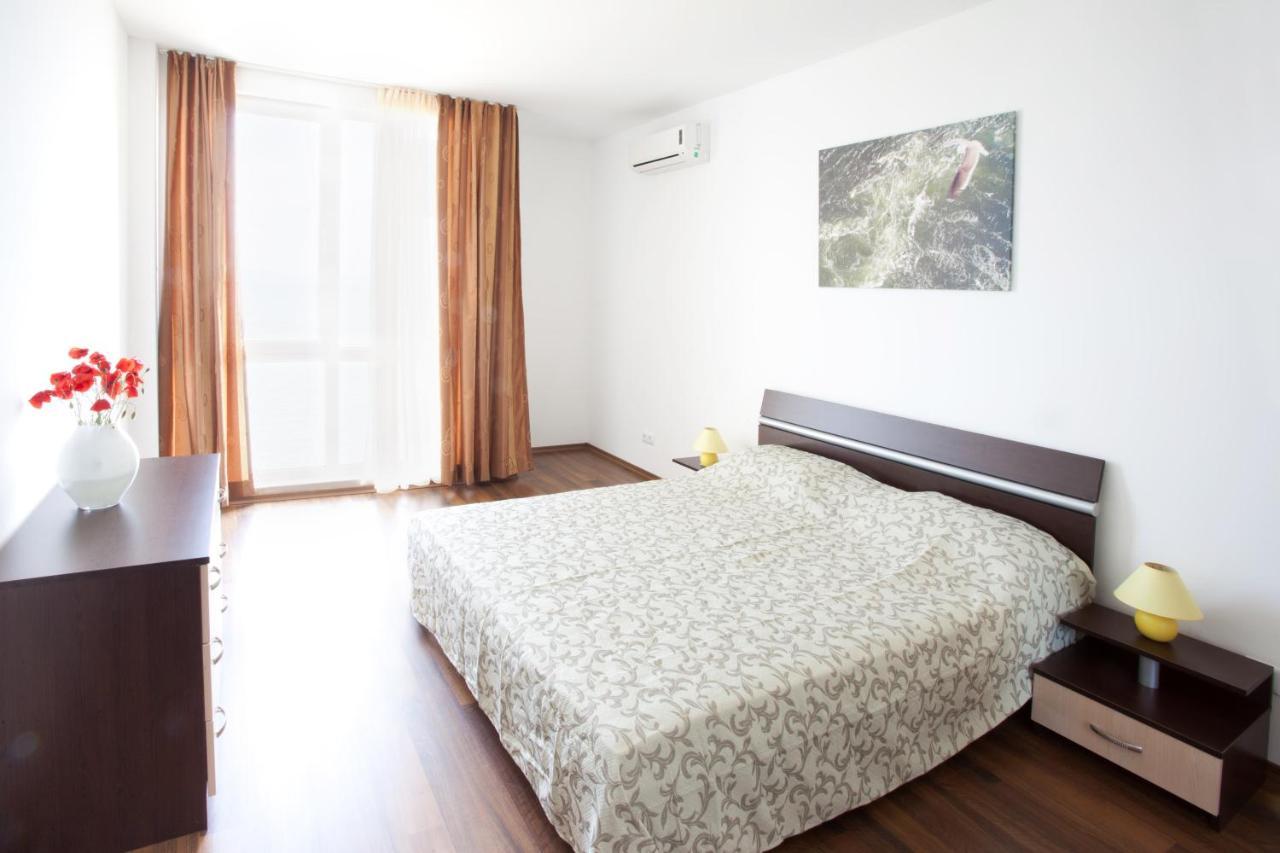 Vilmar Aparthotel Pomorie Exterior foto
